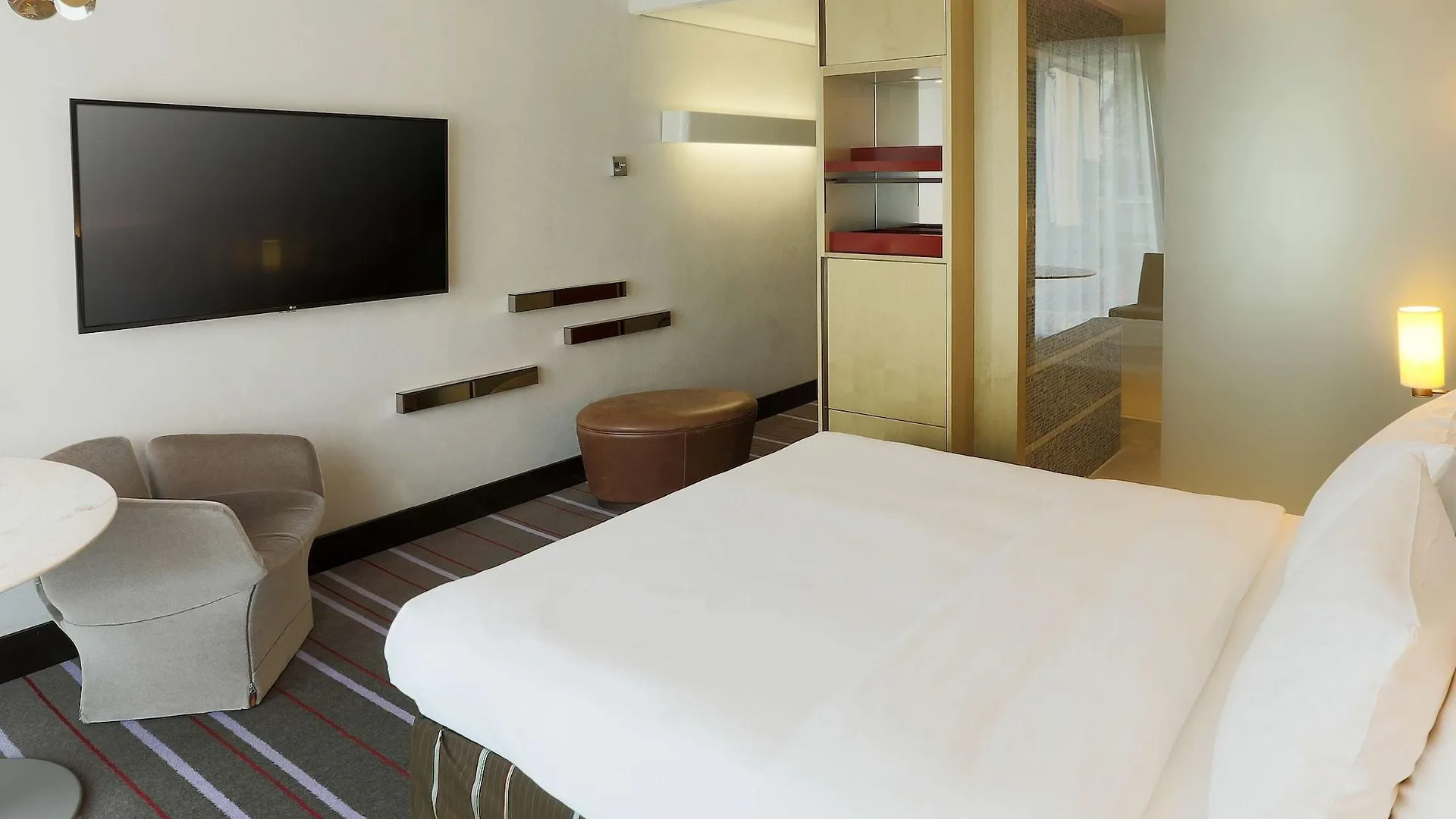 Radisson Blu Media Harbour Hotel, Duesseldorf 4*, Dusseldorf Germany