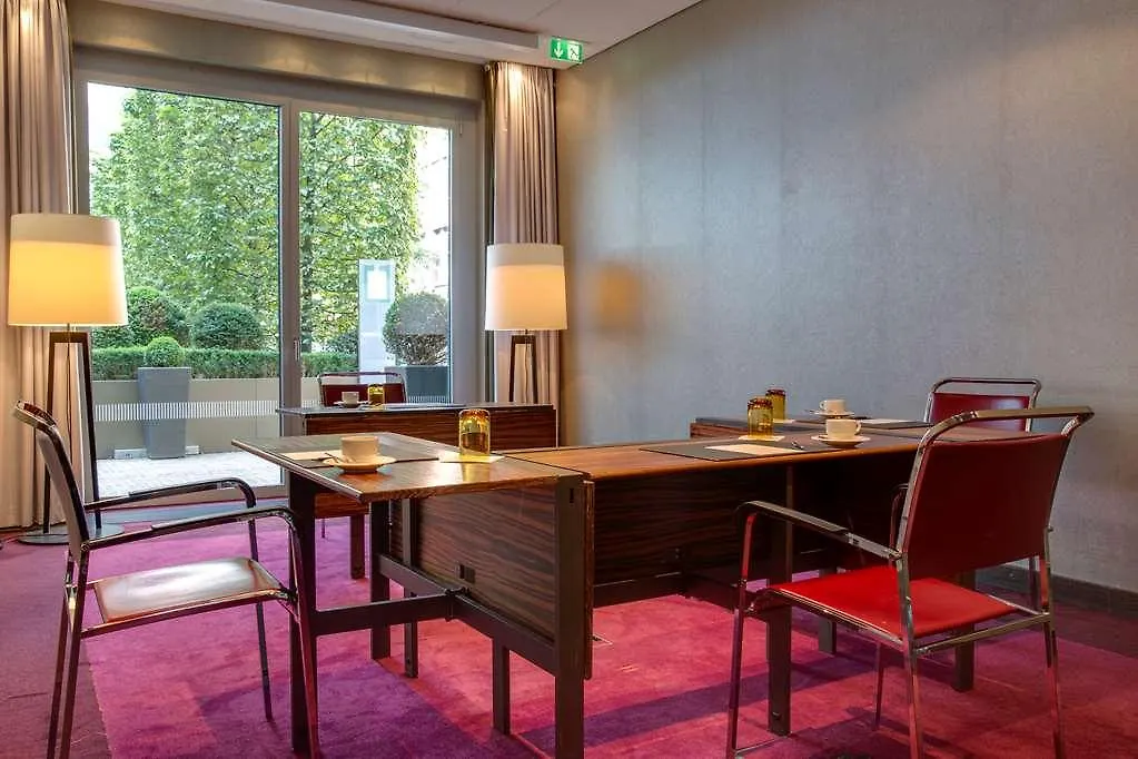 Radisson Blu Media Harbour Hotel, Duesseldorf Hotel Dusseldorf
