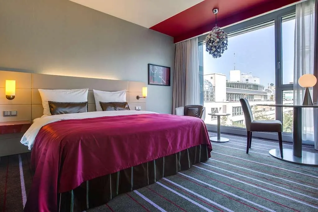 Radisson Blu Media Harbour Hotel, Düsseldorf Hotel